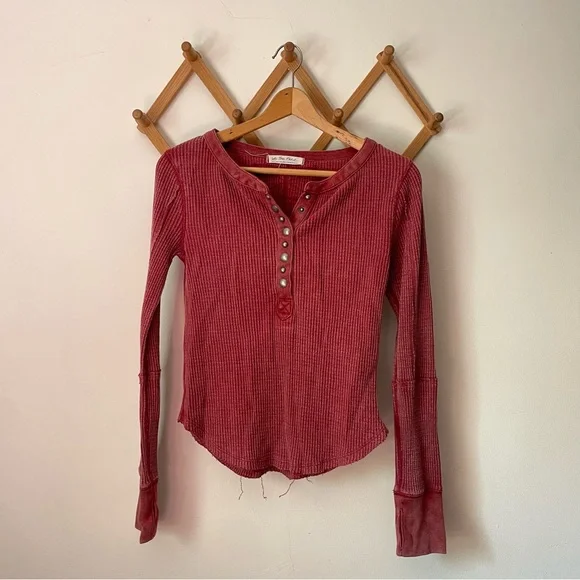 We The Free Crimson Red Knit Thermal - Picture 1 of 6